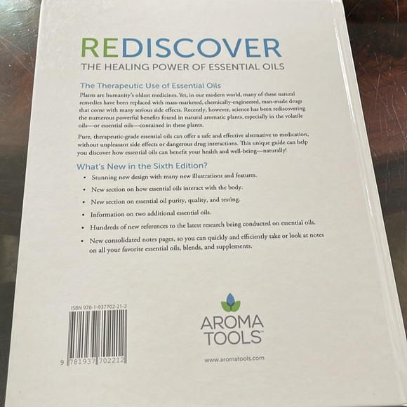 Modern Essentials - Picture 2 of 2